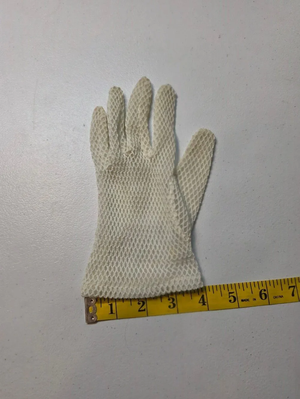 Vintage Japan Off White Mesh Fishnet Gloves